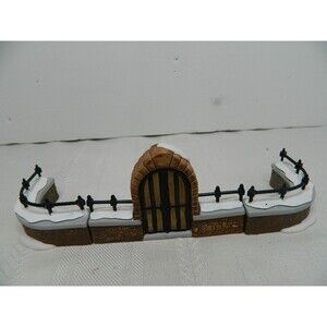 Dept 56 Heritage Village Collection Churchyard Gate and Fence Set #5806-8  3 pcs